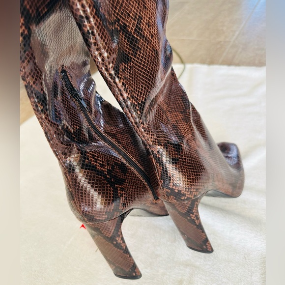 Zara | Gorgeous Leather Animal Print Boots - Picture 8 of 15